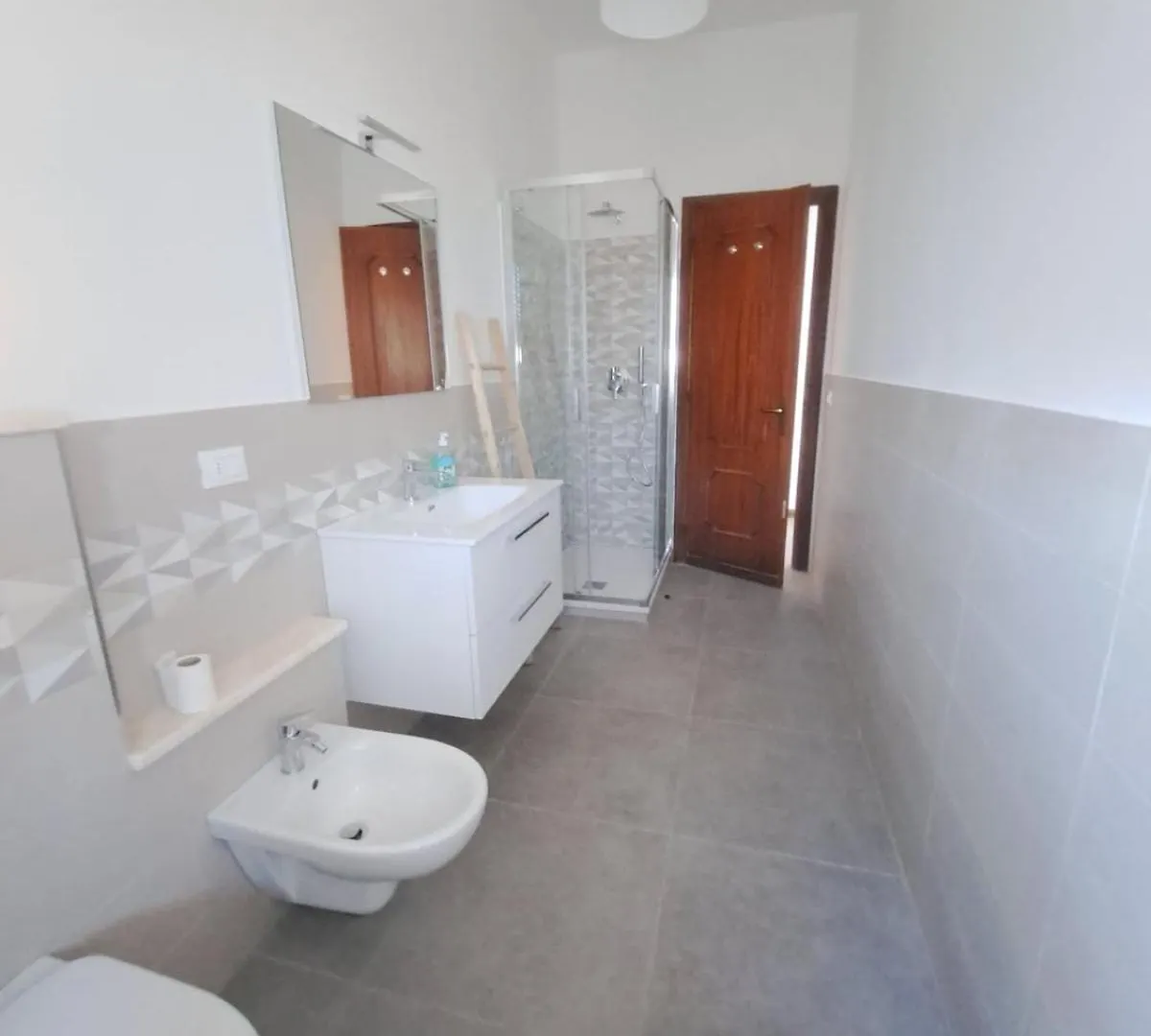 Marisa'S Apartment Αλμπένγκα Ιταλία