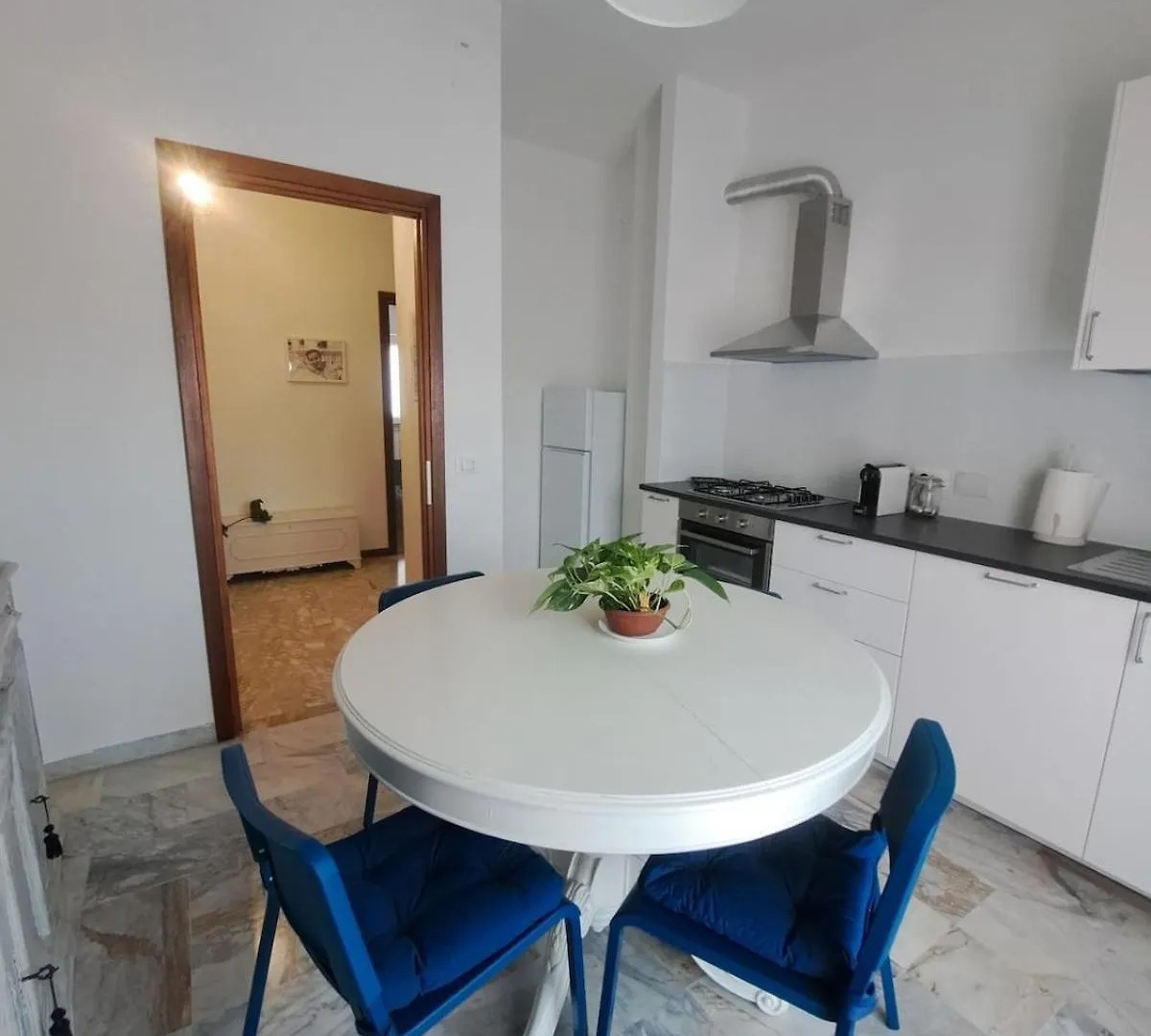 Marisa'S Apartment Albenga